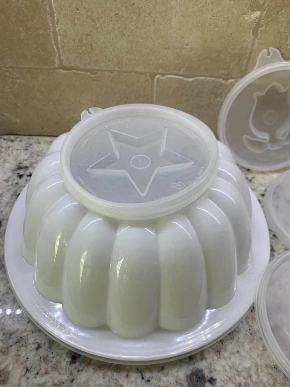 Vintage Tupperware Classic Jel-N-Serve Mold, #616 Flower, tree, heart, star